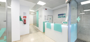 Asisa amplía su negocio dental con la apertura de dos nuevas clínicas en Sevilla y El Ejido