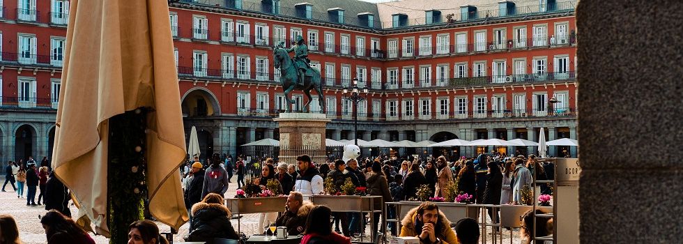 La población española aumenta su ritmo de crecimiento y roza los 49 millones de habitantes