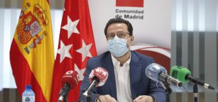 La Comunidad de Madrid negocia una mejora salarial con los médicos internos